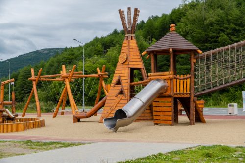 Уникальные игровые площадки для детей в парк и на дачу