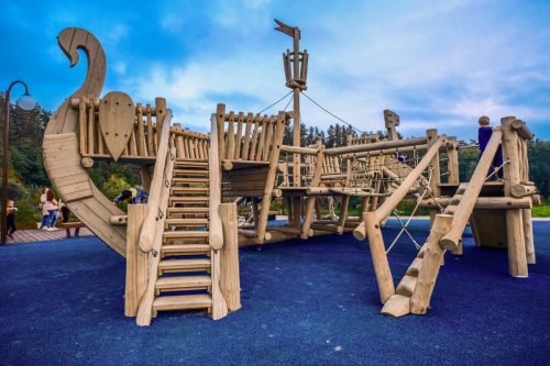 Уникальные игровые площадки для детей в парк и на дачу